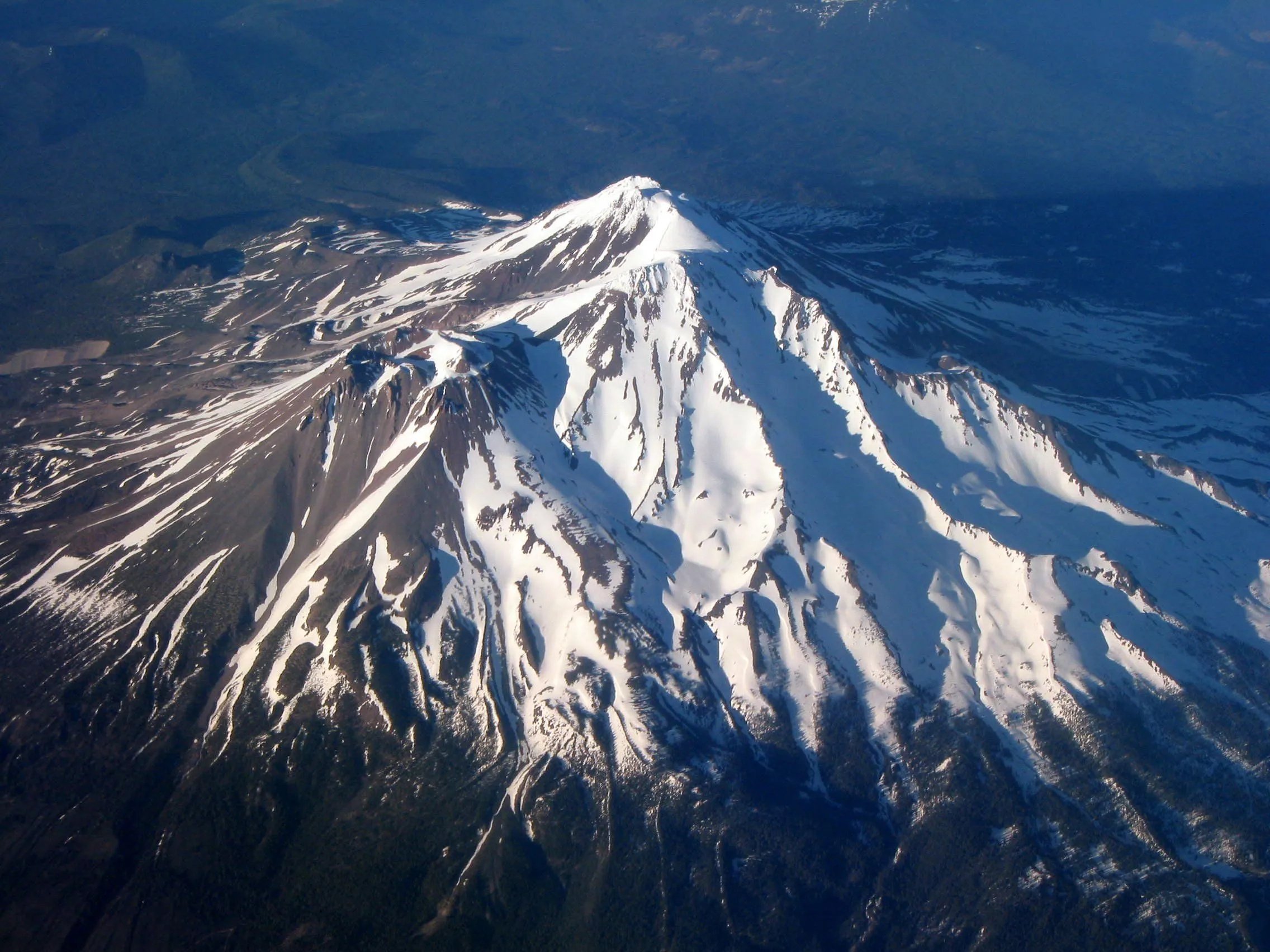 Monte Shasta, California, vista aérea